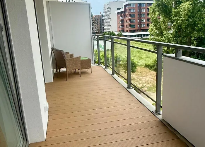 Luna Deluxe Centrum- River Point