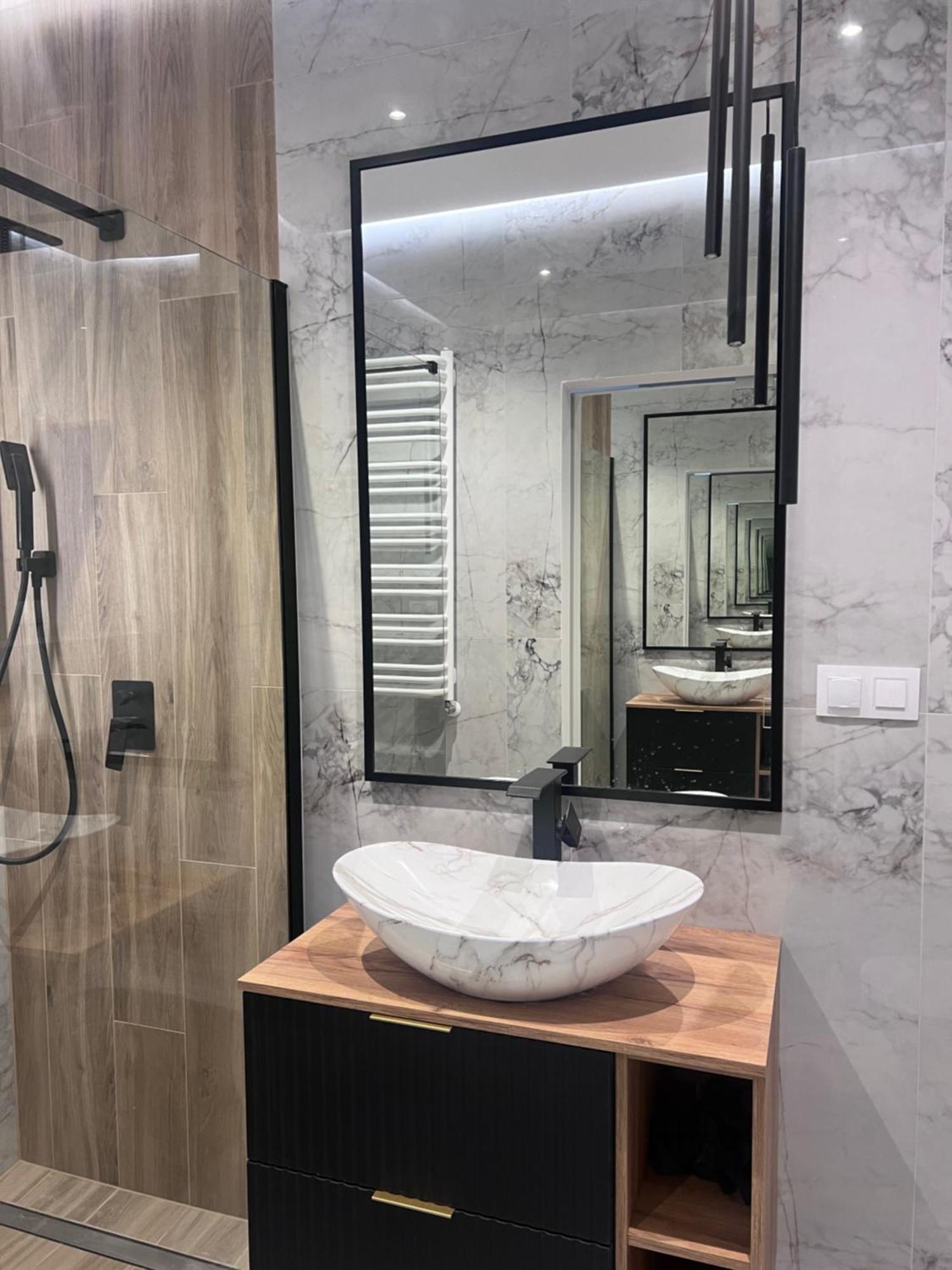 Luna Deluxe Centrum- River Point
